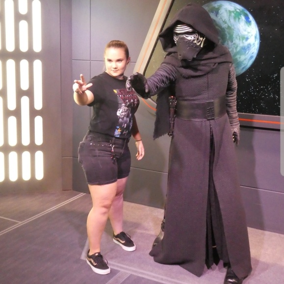 Meet The Posher! - Picture 1 of 1